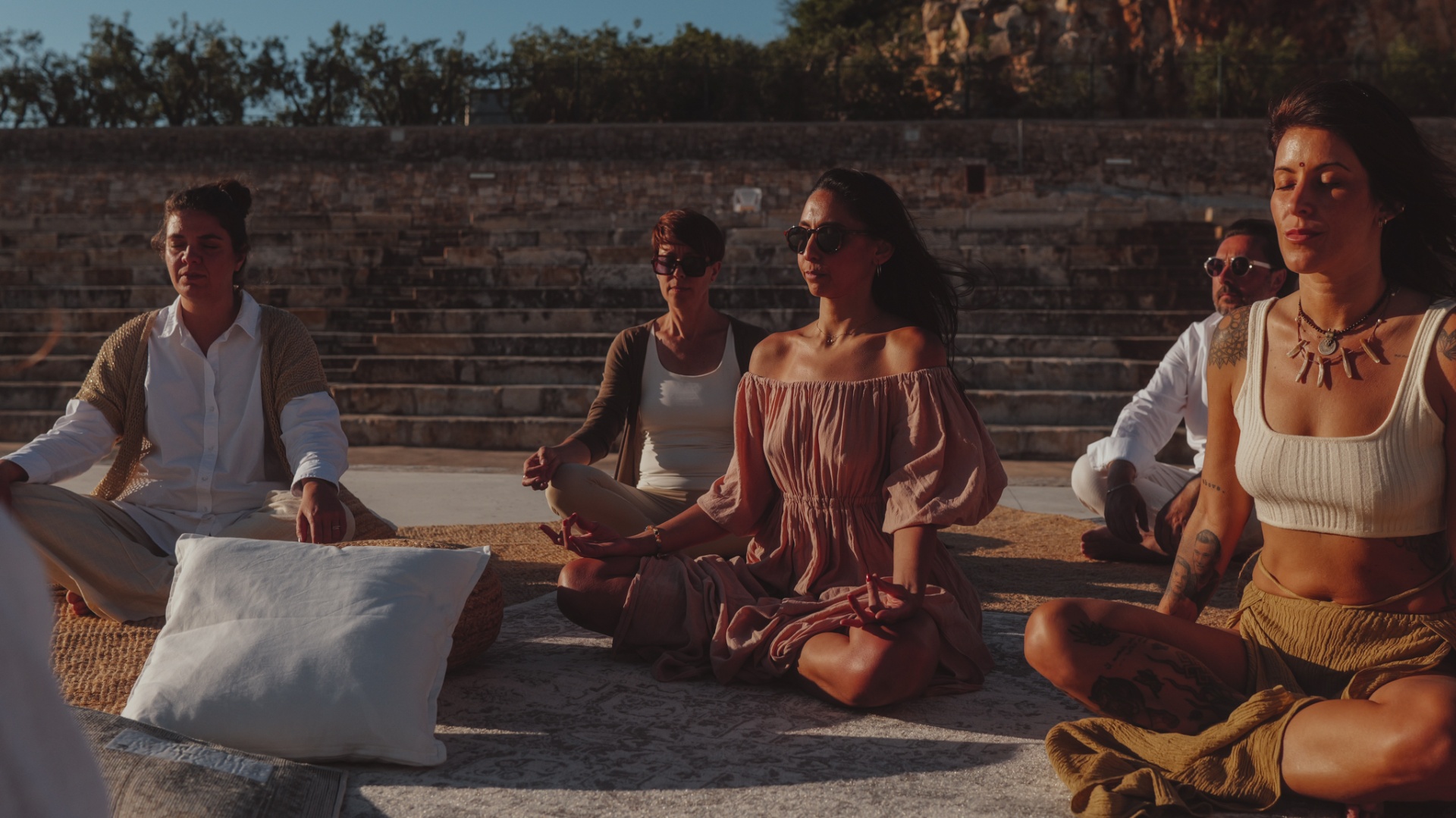 Amphitheatre Meditation